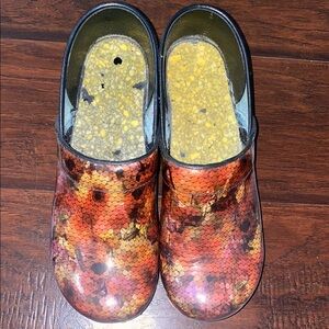 Sanita Multicolor Clogs 40